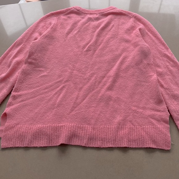 Pink knitted sweater with ribbing. - Picture 2 of 3